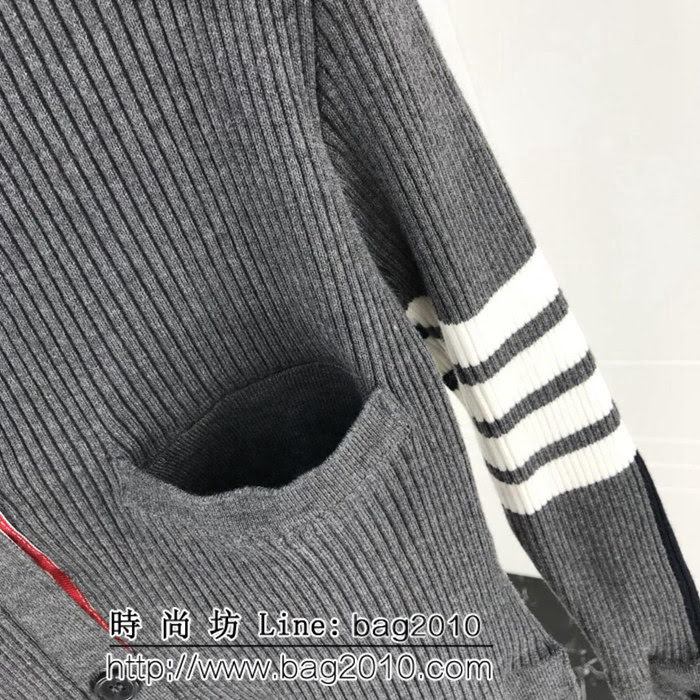 THOM BROWNE湯姆布朗 18FW秋冬新款 開衫毛衣 前後拼色款 原版羊毛混紡面料 高版本女款 ydi2602